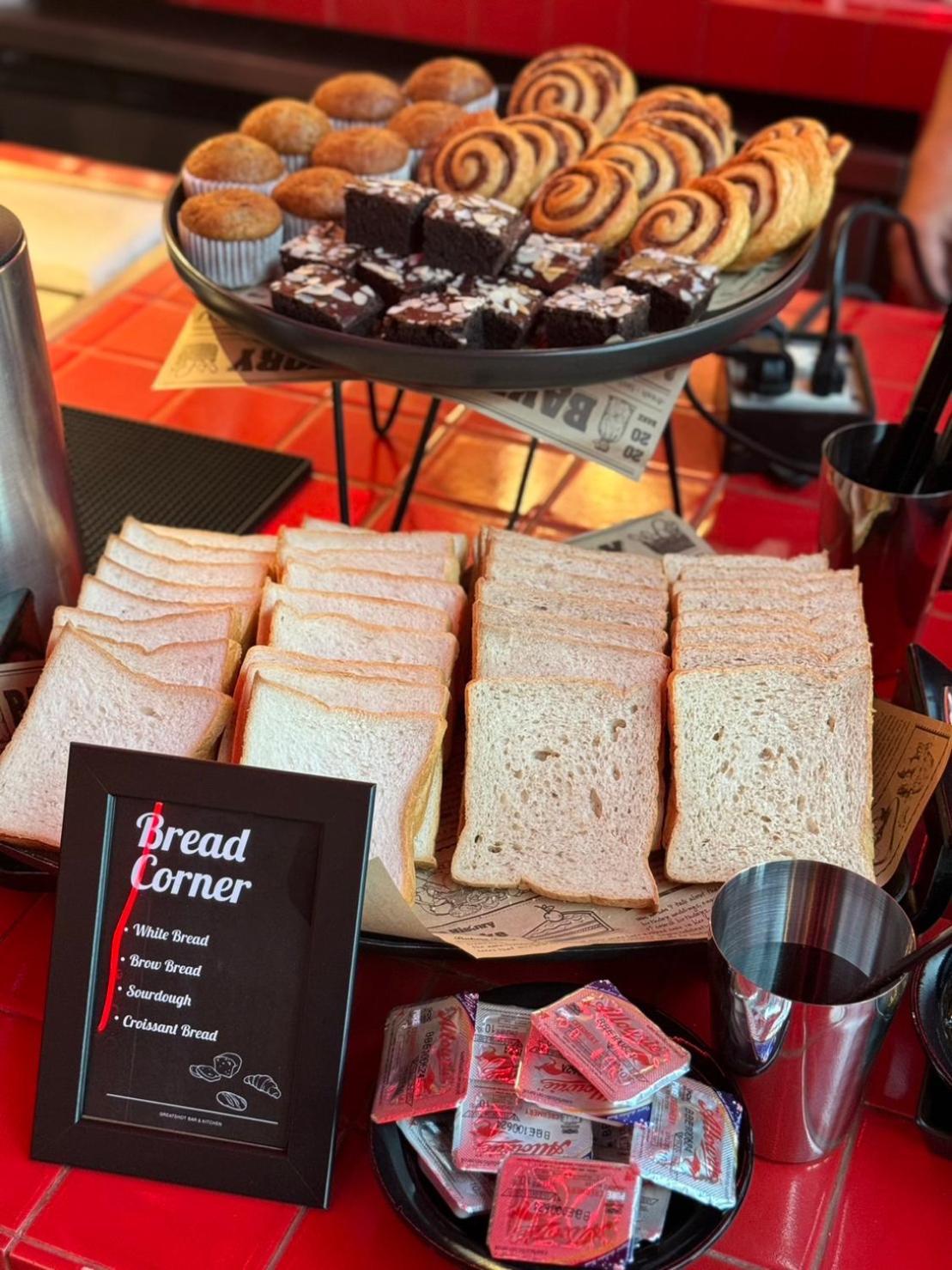 포토 호텔 푸켓  푸껫 외부 사진 White bread